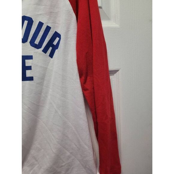 VICTORIA secret Out of Your league Philadelphia Phillies MLB Tee shirts large - Picture 3 of 7